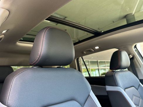 New 2026 Volkswagen Atlas Peak Edition AWD/4WD image 17