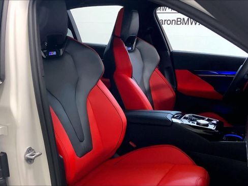 Used 2026 BMW M5 w/ Carbon Package image 16