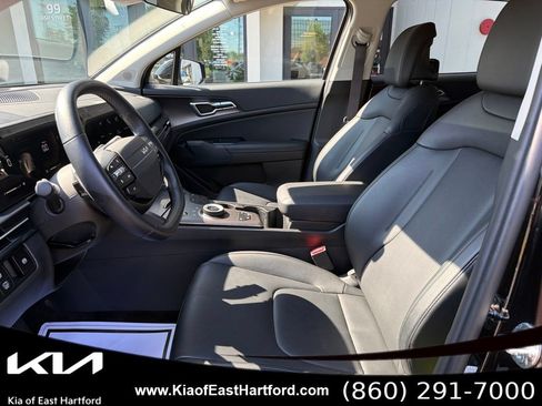 Certified 2026 Kia Sportage EX AWD/4WD image 30