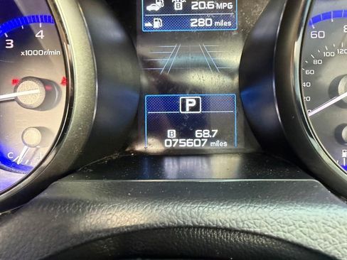 Used 2017 Subaru Outback 2.5i Limited image 15