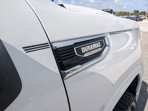 Used 2022 GMC Sierra 1500 Denali w/ Denali Premium Package image 14