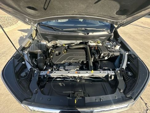 Certified 2023 GMC Terrain SLT image 28