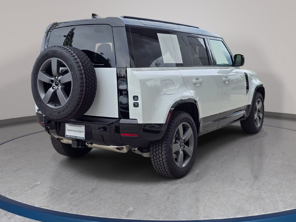 New 2026 Land Rover Defender 110 X-Dynamic SE AWD/4WD image 5