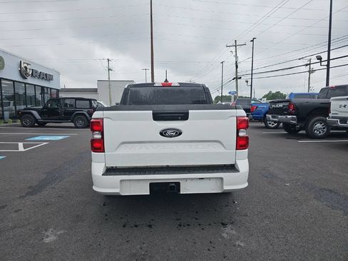 Used 2025 Ford Maverick Lobo AWD/4WD image 6