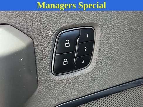 Used 2018 Ford F150 Lariat RWD image 22