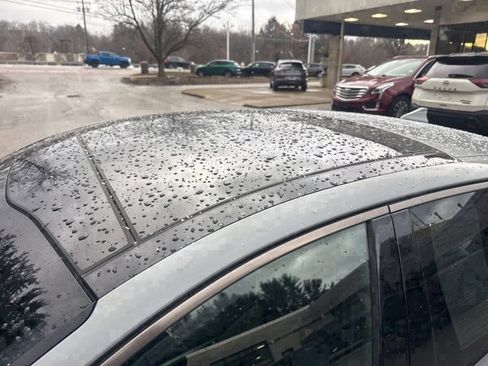 Used 2019 Kia Stinger GT1 image 10