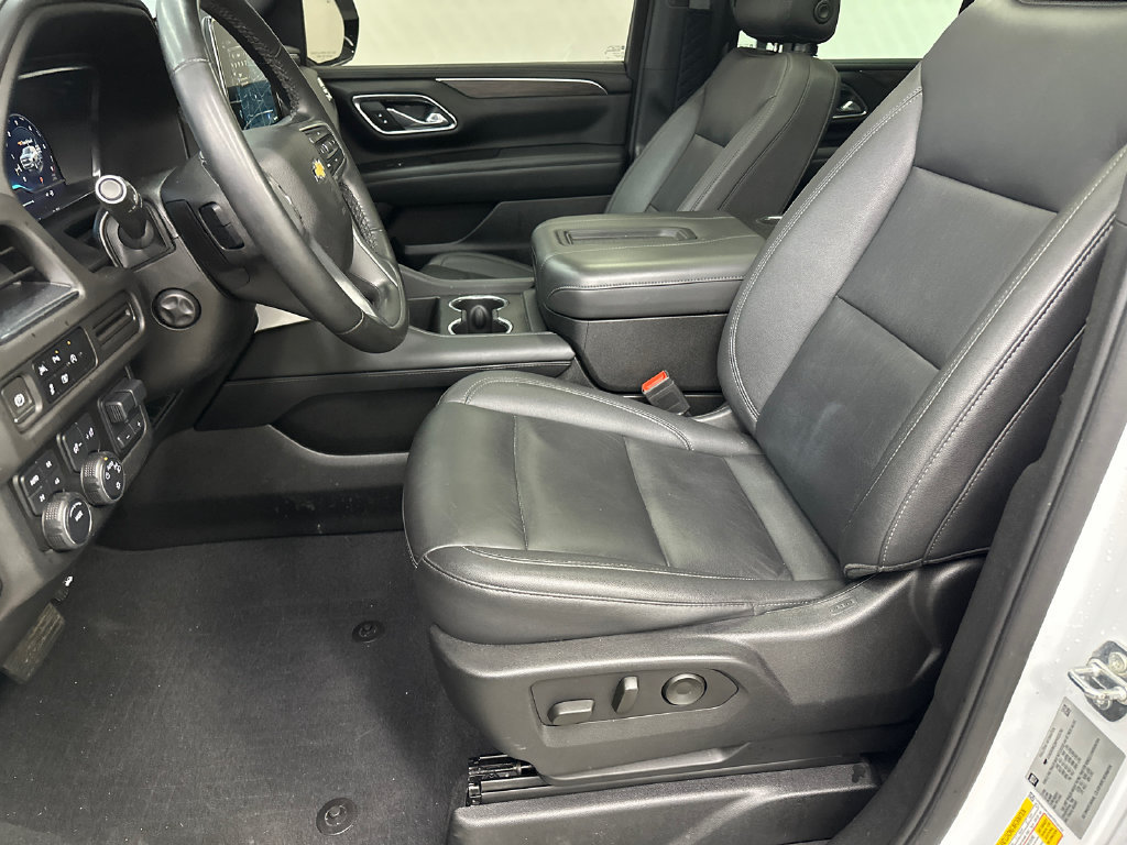 Used 2023 Chevrolet Tahoe LT w/ LT Signature Package AWD/4WD image 9