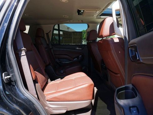Used 2019 Chevrolet Tahoe Premier AWD/4WD image 30