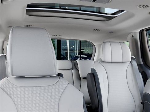 New 2026 Kia Carnival SX Prestige image 27