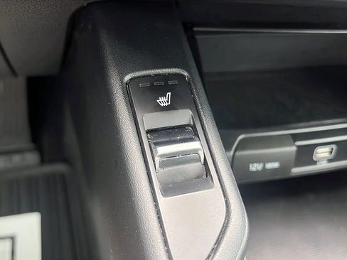 Used 2020 Kia Telluride S FWD image 23