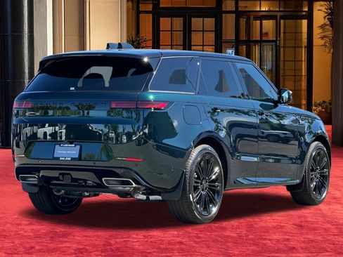 New 2026 Land Rover Range Rover Sport Dynamic SE image 10