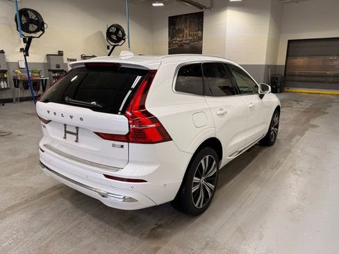 Used 2023 Volvo XC60 B5 Plus w/ Protection Package Premier image 6