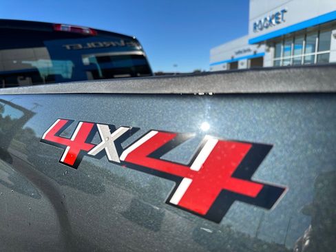 Used 2019 Chevrolet Silverado 1500 LT w/ All Star Edition image 19