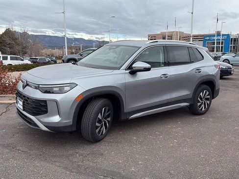 New 2026 Volkswagen Tiguan S image 3