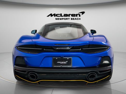 Used 2023 McLaren GT RWD image 5