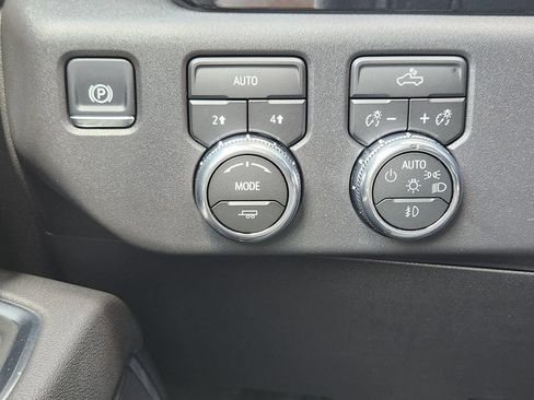 Used 2026 GMC Sierra 1500 Elevation AWD/4WD image 22