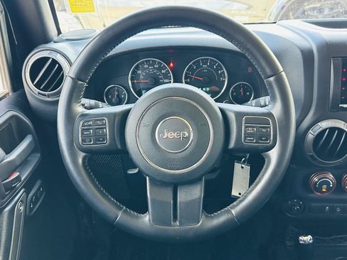 Used 2016 Jeep Wrangler Unlimited Sport w/ Quick Order Package 24S AWD/4WD image 7
