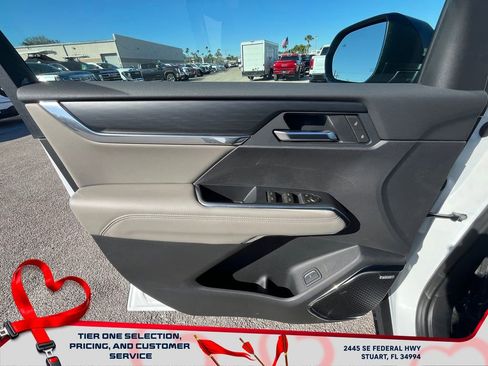 New 2026 GMC Acadia Elevation w/ Black Edition image 24