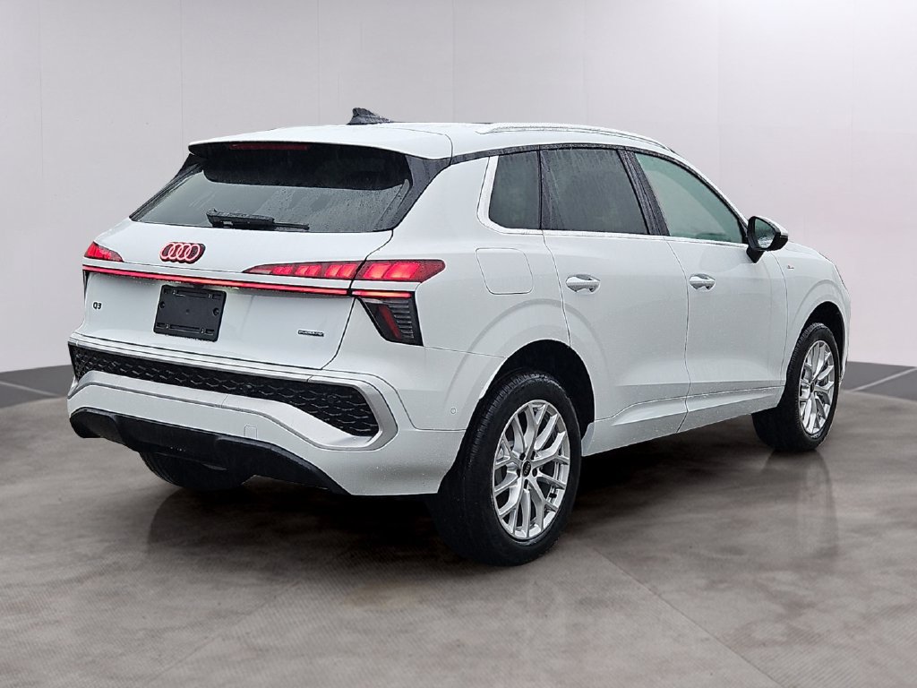 New 2026 Audi Q3 quattro 2.0T AWD/4WD image 3