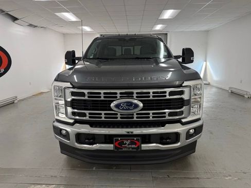 New 2026 Ford F350 XL w/ XL Chrome Package image 2