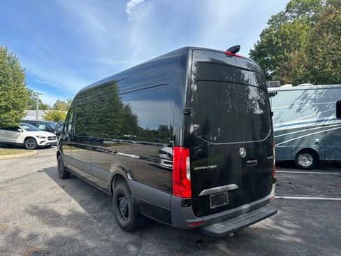 Used 2026 Mercedes-Benz Sprinter 2500 image 3