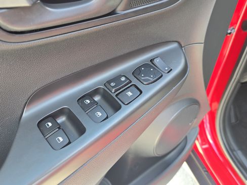 Used 2019 Hyundai Kona SEL w/ SEL Tech Package 02 FWD image 19