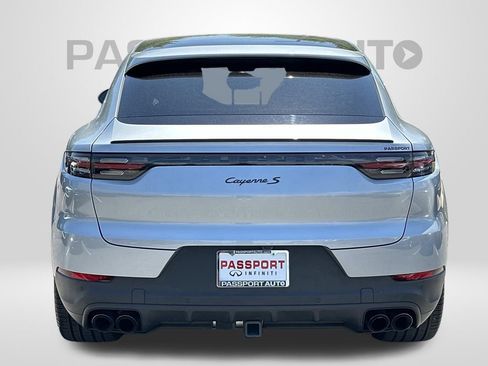 Used 2020 Porsche Cayenne S AWD/4WD image 3