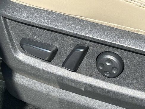 New 2026 Nissan Armada Platinum w/ Convenience Package AWD/4WD image 16