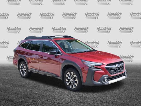Used 2025 Subaru Outback Limited w/ Popular Package #2 AWD/4WD image 2