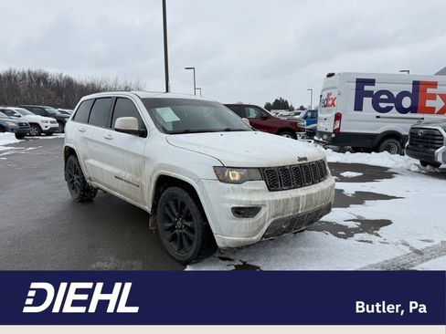 Used 2019 Jeep Grand Cherokee Altitude image 1