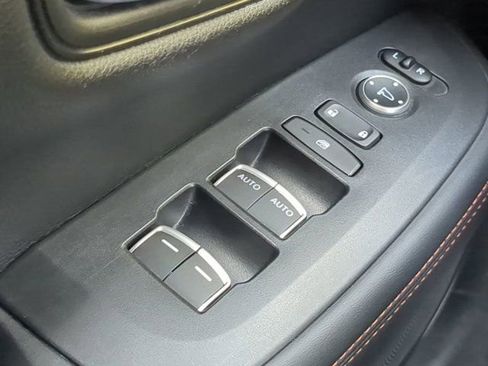 Used 2025 Honda HR-V Sport image 22