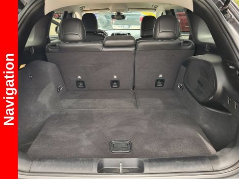 Used 2019 Jeep Cherokee Limited w/ Luxury Group FWD image 23