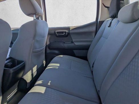 Used 2020 Toyota Tacoma SR w/ SR Convenience Package image 17