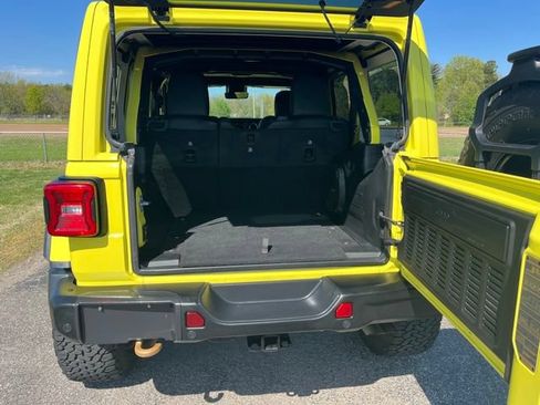 Used 2023 Jeep Wrangler Unlimited Rubicon 392 w/ Xtreme Recon 35" Tire Package AWD/4WD image 15