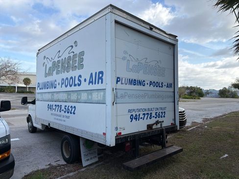 Used 2017 GMC Savana 3500 image 7