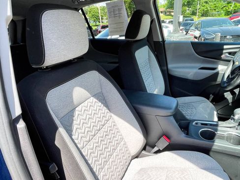 Used 2022 Chevrolet Equinox LS w/ LS Convenience Package FWD image 10