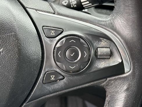 Used 2018 Buick Enclave Premium image 30