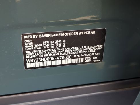 Used 2025 BMW i4 eDrive40 w/ Driving Assistance Package image 35