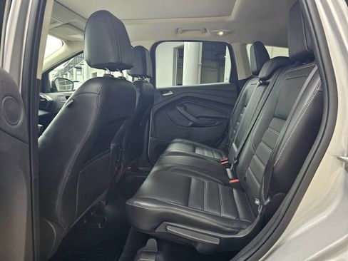 Used 2017 Ford Escape Titanium w/ Equipment Group 301A AWD/4WD image 16