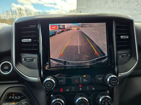 New 2026 RAM 1500 4x4 Crew Cab image 27
