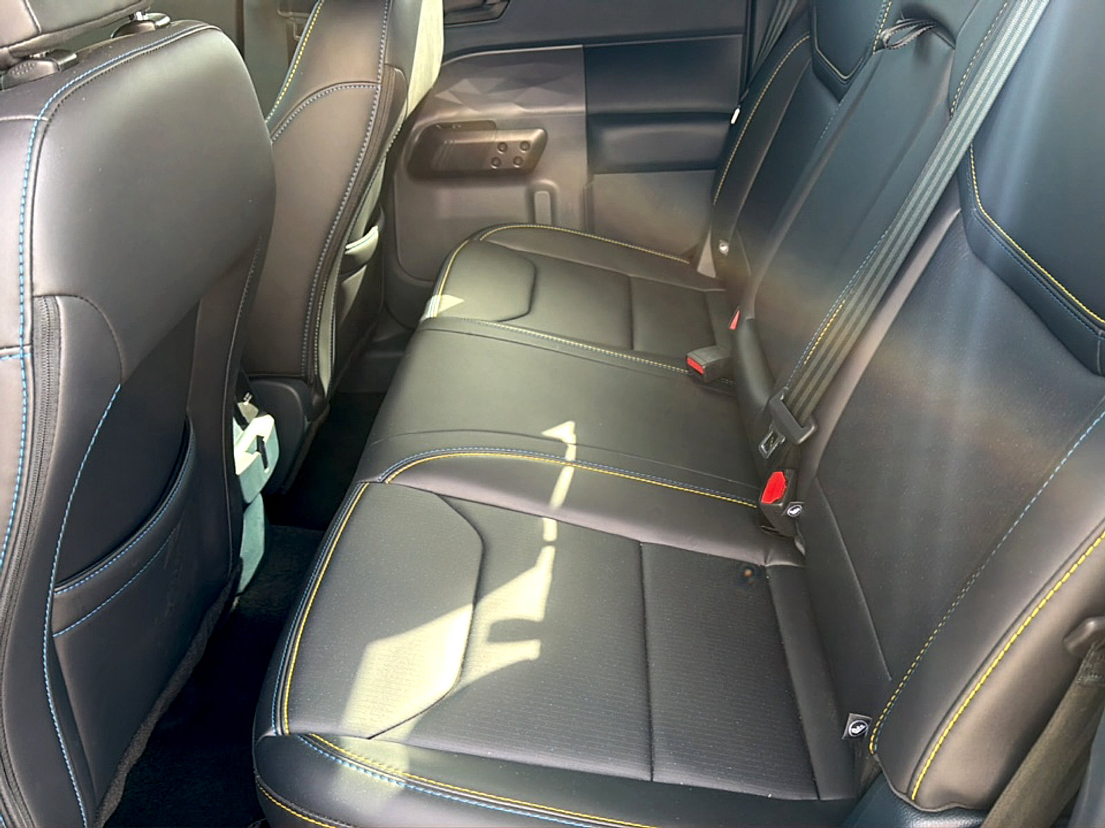 Used 2025 Ford Maverick Lobo AWD/4WD image 5