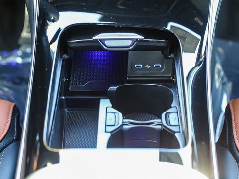 New 2024 Mercedes-Benz C 300 4MATIC Sedan image 15