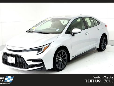 Used 2023 Toyota Corolla SE FWD image 1