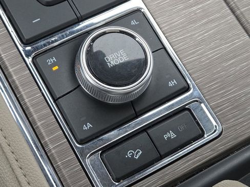 Used 2024 Ford Expedition Max Limited w/ Excursion Package image 8