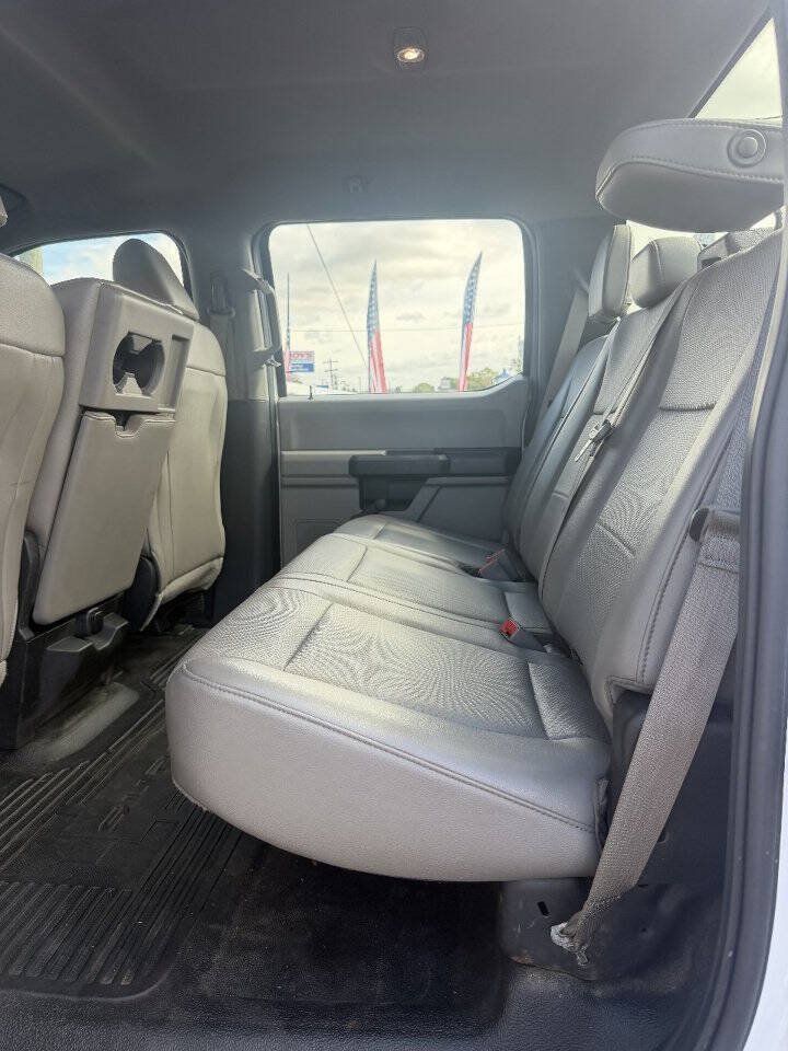 Used 2018 Ford F350 XL AWD/4WD image 8