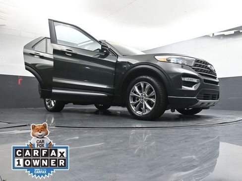 Used 2023 Ford Explorer XLT w/ Equipment Group 202A image 29