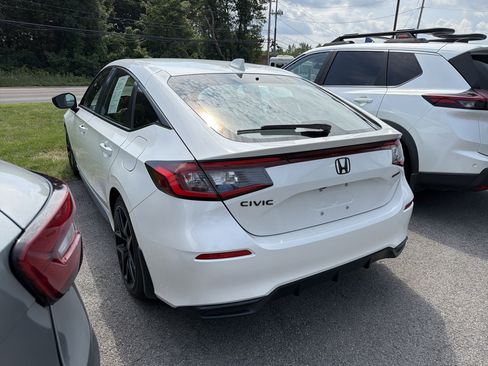 Used 2024 Honda Civic Sport image 5