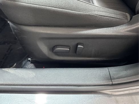 Used 2024 Nissan Altima 2.5 SV FWD image 18
