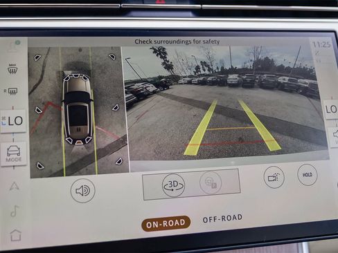 New 2026 Land Rover Range Rover SE image 26