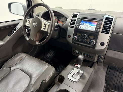Used 2020 Nissan Frontier PRO-4X w/ Pro-4x Utility Package image 47